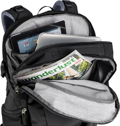 DEUTER Rucksack Gigant - in Schwarz