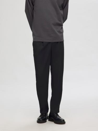 SLH190-REG TAPERED LEROY PLEAT PANT NOOS Schwarz S