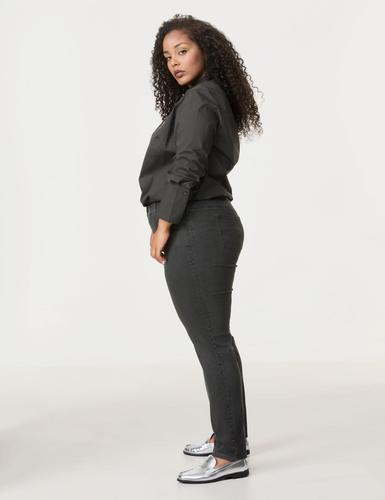5-Pocket Jeans mit Ziersteinen Betty 54 Körpernahe Passform - Raw Black Denim