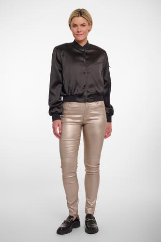 Banner.7002521 34 - Black