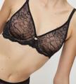 Amourette Charm W02 Schwarz 95F