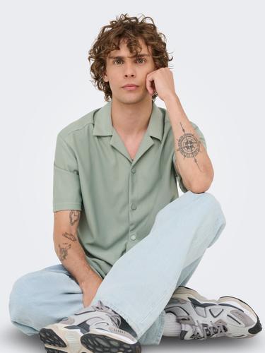 ONSKARI RLX RESORT SS PLIZZE SHIRT NOOS L Locker geschnitten - Iceberg Green