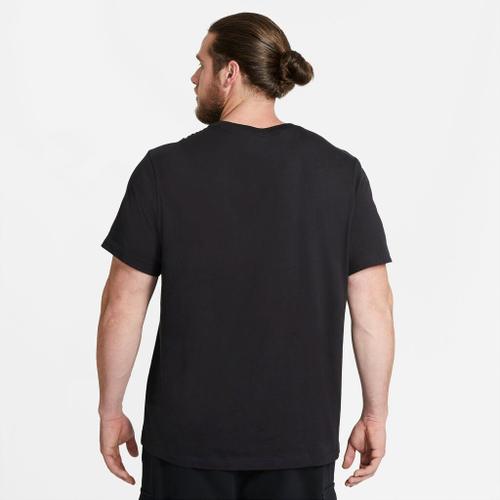 NIKE Herren T-Shirt M NSW CLUB TEE XXL in Schwarz
