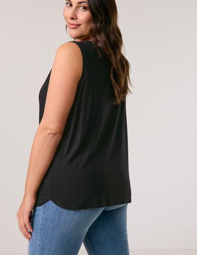Basic-Top mit Seitenschlitzen 46 Figurumspielend - Black
