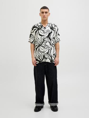JJJEFF MONOCHROME RESORT SHIRT SS S Locker geschnitten - Black