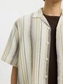 SLHRLXCAL SS SHIRT RESORT M Locker geschnitten - Egret