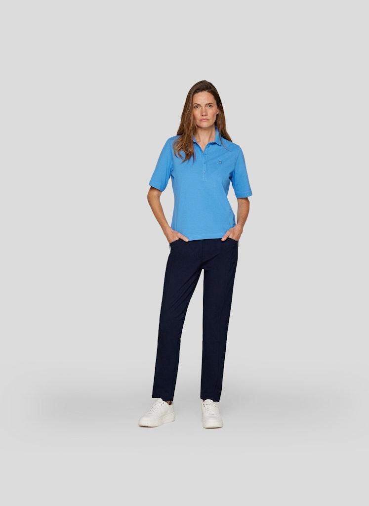 Polos Blau 38