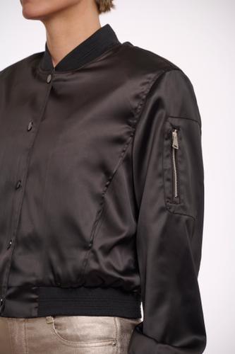 Banner.7002521 34 - Black
