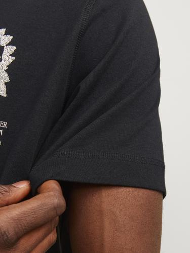 JORNOTO GRAPHIC CHEST TEE SS C.N LN M Weit geschnitten - Black