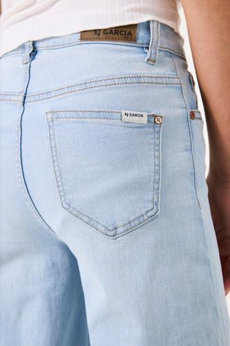 551 Annemay Blau 176