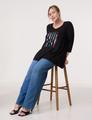 Ausgestelltes 3/4 Arm Shirt mit Frontprint 52 Leicht ausgestellt | Leger - Black Gemustert