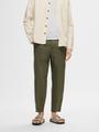 SLH180 RELAXED CROPPED MAGNUS SUN PANT S Locker geschnitten - Forest Night
