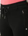 JETTE 48 - Black