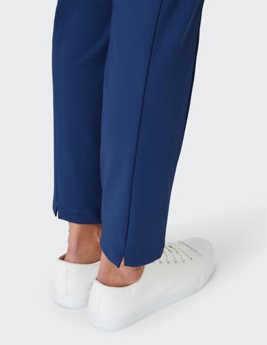 JENNA 19 - Blue Aster