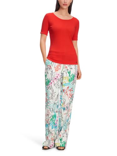Schmal geschnittenes T-Shirt mit 3/4-Arm 40 - Flame Red