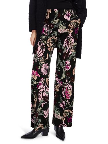 Florales Modell WINDER im Wide Fit 44 - Black