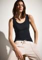Basic Top mit Rundhals aus Baumwolle XL - Black