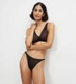 Triumph Signature Sheer P EX Schwarz 85A