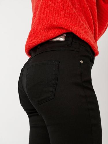 Perfect Shape Straight 38 - Black