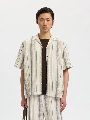 SLHRLXCAL SS SHIRT RESORT M Locker geschnitten - Egret