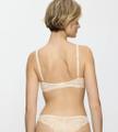 Amourette Charm W02 Weiß 85F