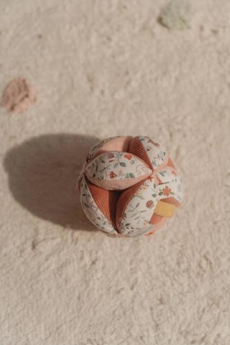 Greifball für Babys "Fairy Garden"