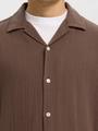 SLHRLXCAL SS SHIRT RESORT XL Locker geschnitten - Chocolate Chip