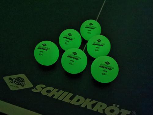 DONIC SCHILDKRÖT TT-Ball GLOW IN THE DARK POLY 40+, 6 Stück - in Schwarz